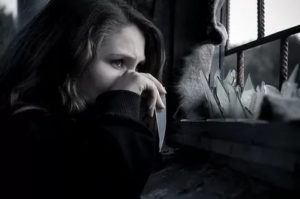 Слёзы от боли, почему одни плачут от боли, другие - нет?