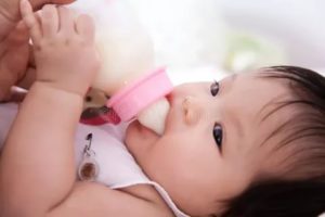 Можно ли давать две разные смеси ребенку
