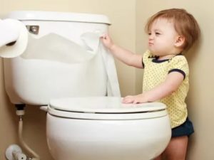 "Ребенок не просится на горшок ""по-большому"""